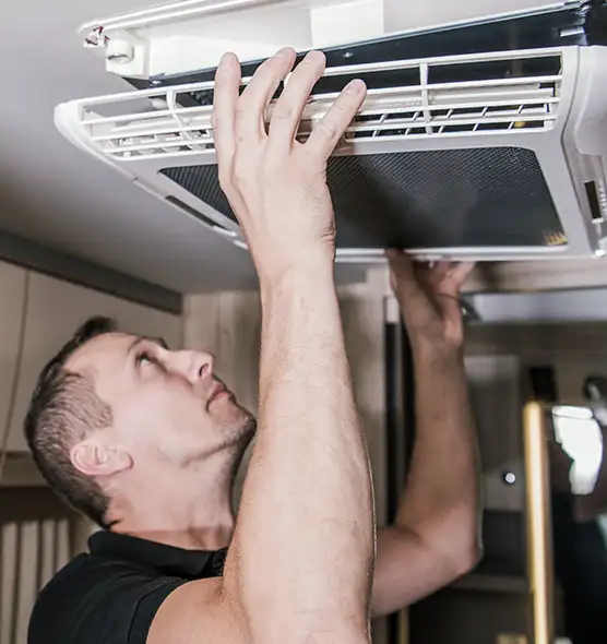  Professional Licensed And Insured Cleaners in Darien, IL